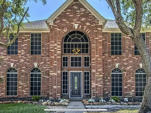 6902 Silver Grove Ct, Pasadena, TX 77505