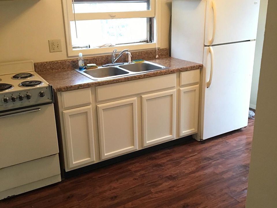1st image of 517 Superior St APT 4