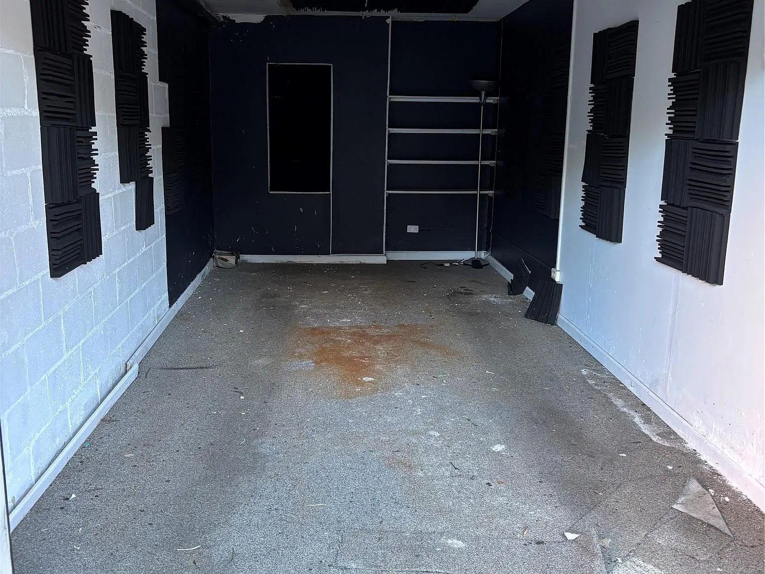 2 bed, 2.5 bath, 1000 sqft, $3,600 — Photo 2