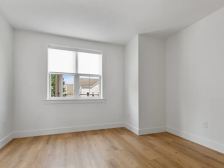 113 Ives Street — Photo 121