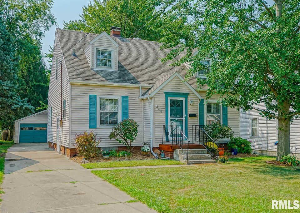 1st image of 808 E Lake Ave