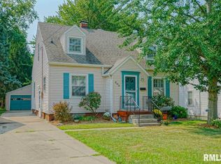 808 E Lake Ave, Peoria Heights, IL 61616