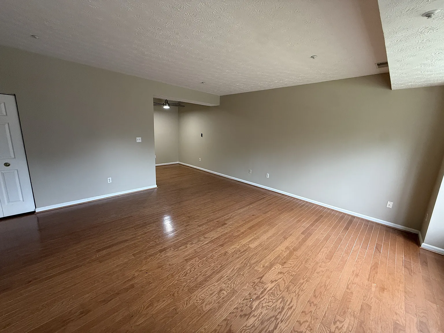 6452 Benjamins Ct — Photo 2