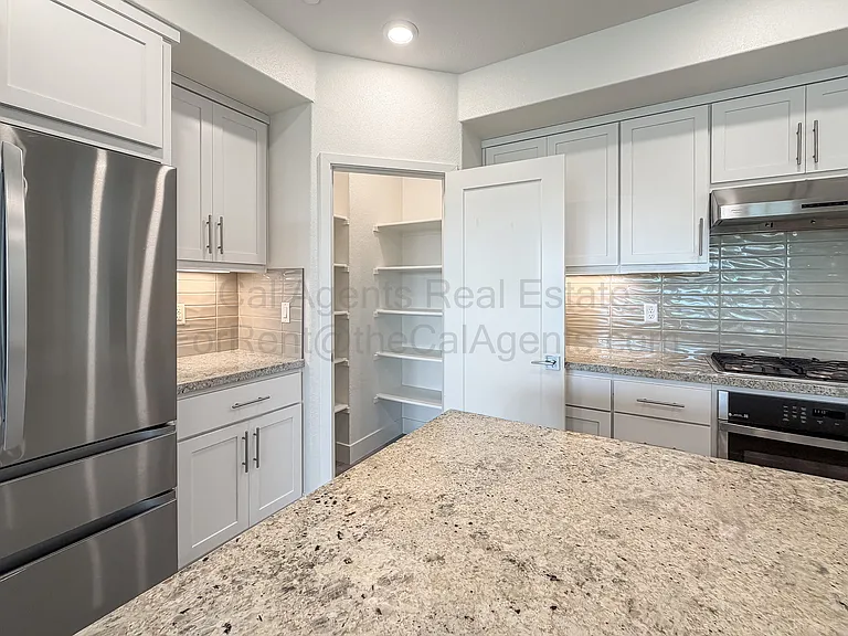 5583 Dublin Blvd — Photo 5