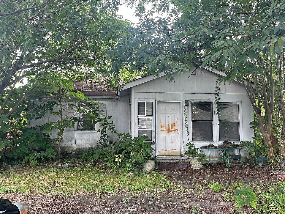 1st image of 1329 23rd Ave N