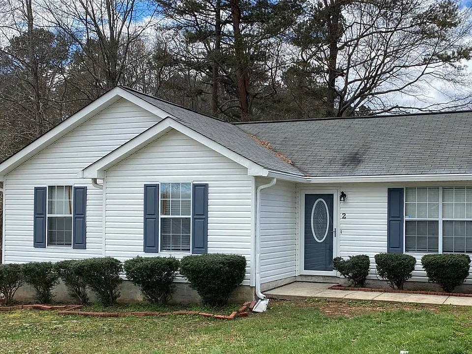 2 Laurel View Ln