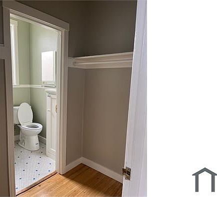 5th image of 1025 Powell St APT 31