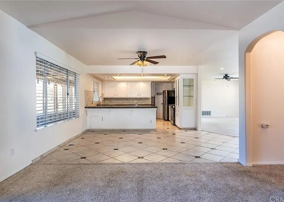 1st image of 29823 Kings Canyon Ct N