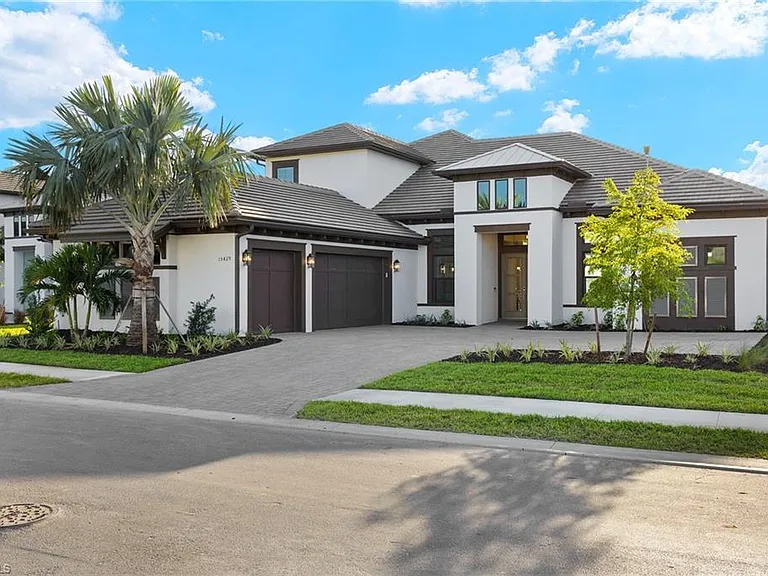 15429 Turin Dr — Photo 7