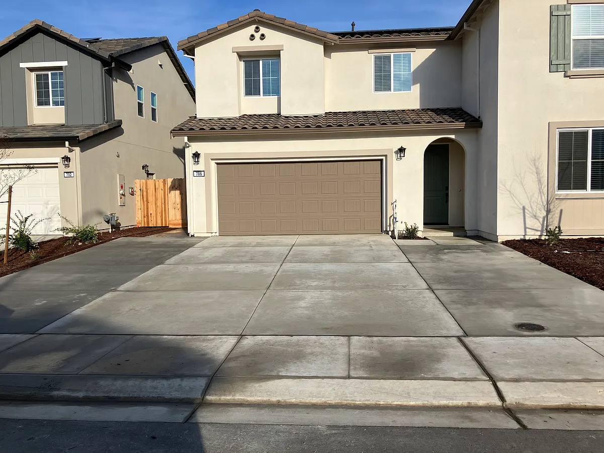 Building Photo - 786 Rosazzo Ln