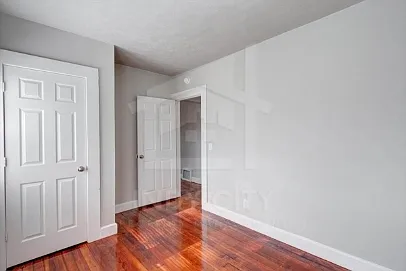 815 N Centennial St — Photo 18