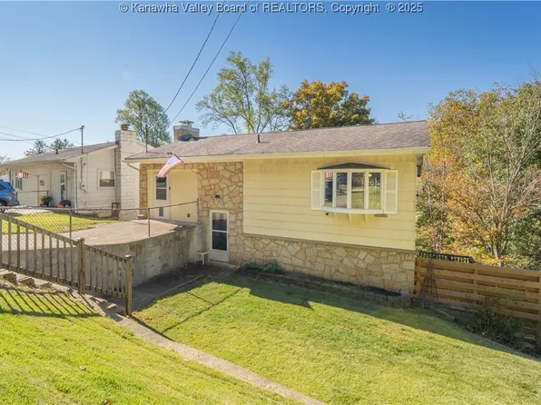 2225 Lilly Dr, Charleston, WV 25387