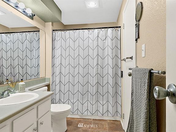 3rd image of 25131 98th Pl S APT E304