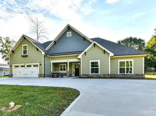 7114 Reeves St, Charlotte, NC 28269