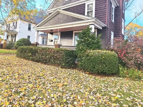 1356 Robbins Ave, Niles, OH 44446