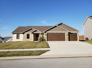 244 W Bay Bridge Ct, Columbia City, IN