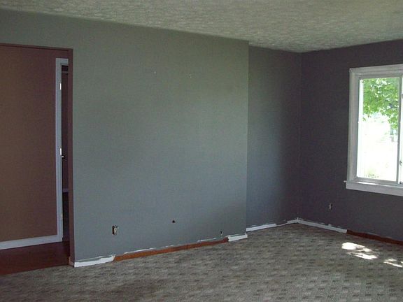 5th image of 340 Howard Ln