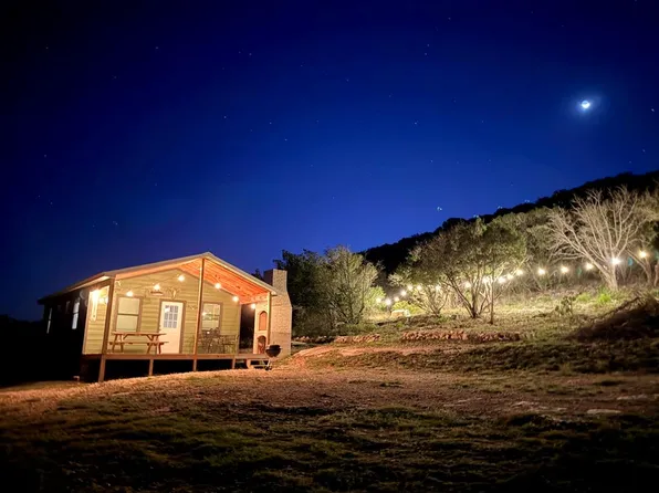 785 Private Road 3350, Concan, TX 78838