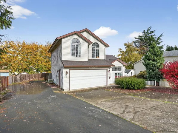 39647 Pleasant St, Sandy, OR 97055