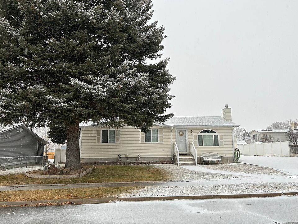 1st image of 415 N Cedar View Ln