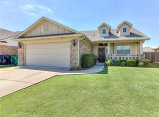 18505 Agua Dr, Edmond, OK 73012