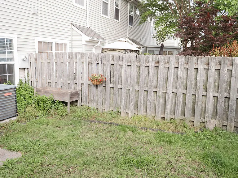 2409 Dillingham Rd — Photo 24