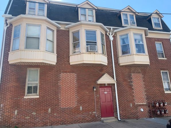 232 E King St APT 6