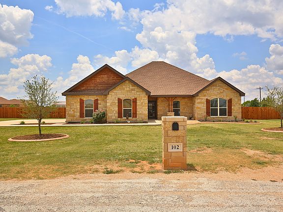 2nd image of 102 Mountain Meadow Dr