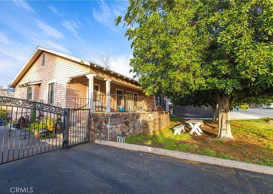 1st image of 26880-26878 Baseline St