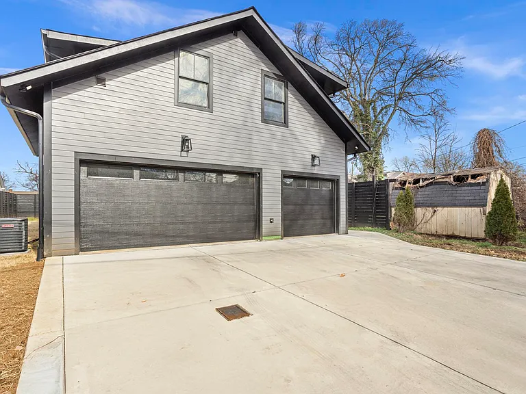 942 Maxwell Ave — Photo 45