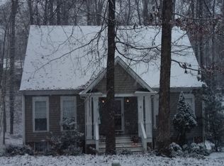 8 Woodridge Rd, Palmyra, VA 22963