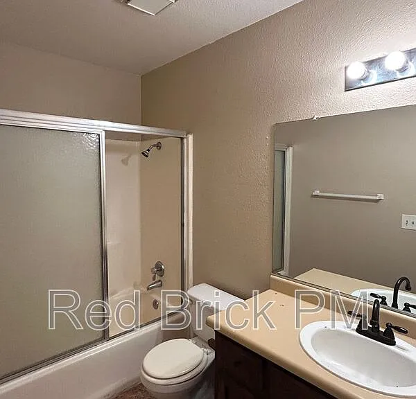 3372 San Mateo Ct — Photo 5