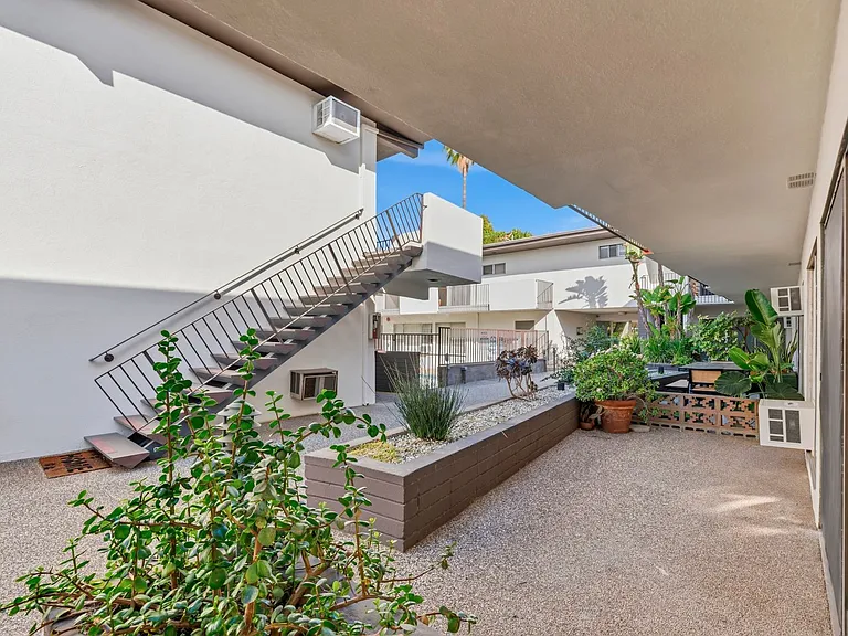 TALA Local at 1301 Havenhurst — Photo 57