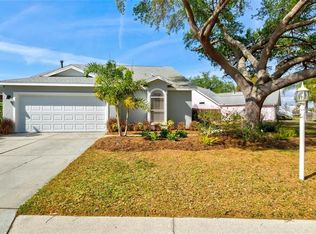 4213 Saint Charles Dr, Sarasota, FL 34243