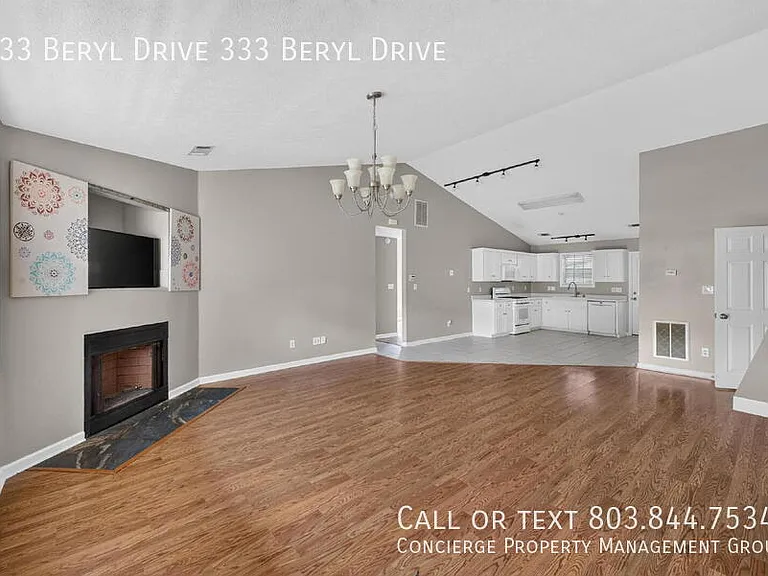 333 Beryl Dr — Photo 3