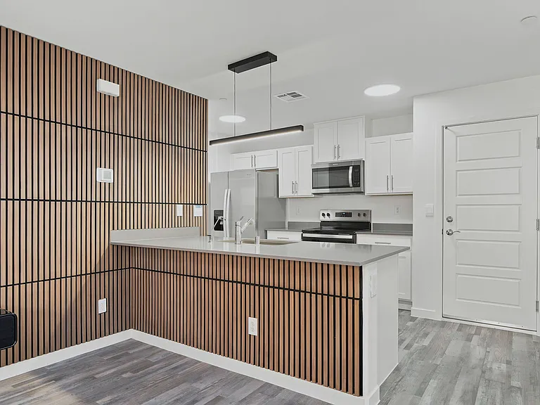 9673 Horseshoe Canyon St — Photo 37