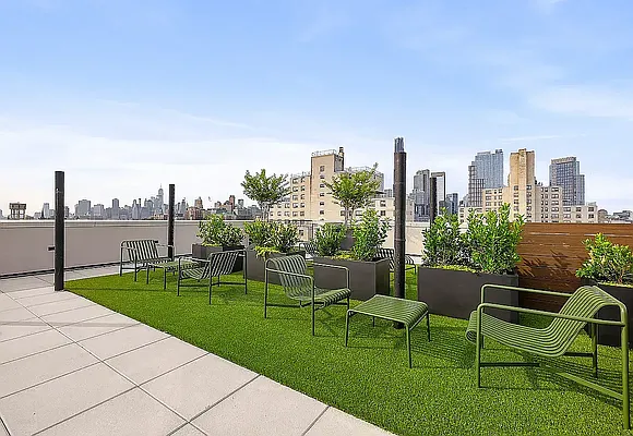 Rented by Watermark Capital Management LLC | media 24