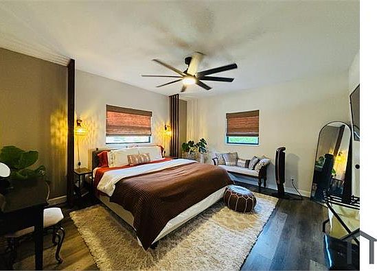 5th image of 1411 E Henry Ave