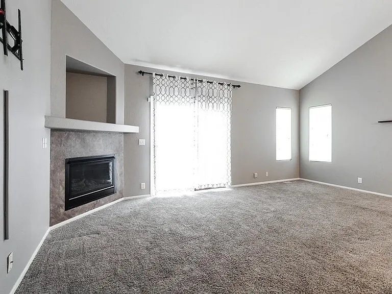 14507 S 31st St — Photo 8