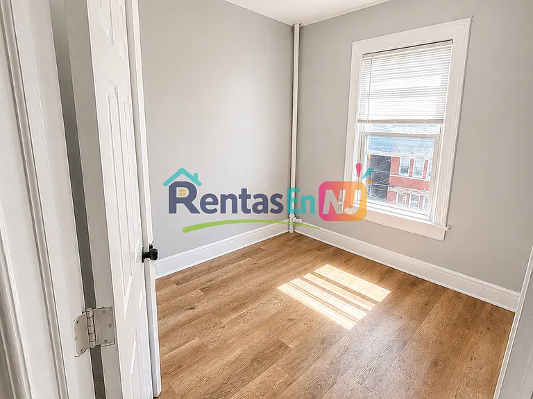 71 S 9th St #3A — Photo 2