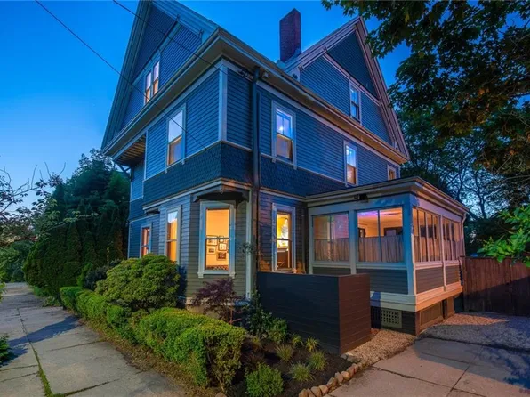 66 Halsey St, Providence, RI 02906