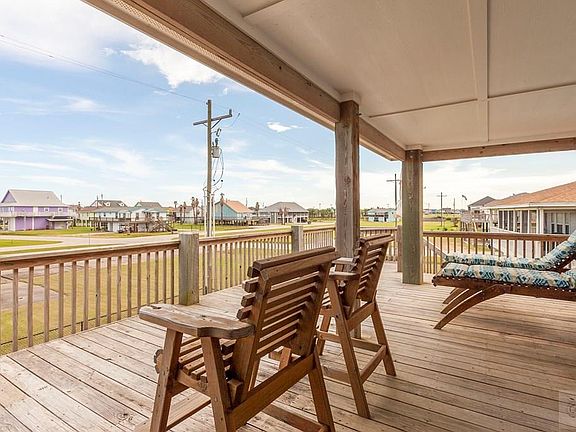 4th image of 2408 Sand Crab Ln