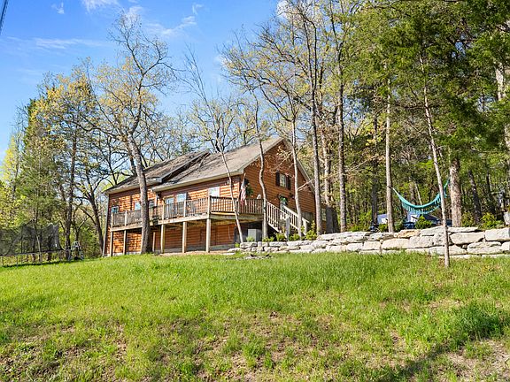5th image of 1006 Bluff Road