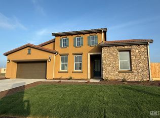 6702 Wanderer Way, Bakersfield, CA