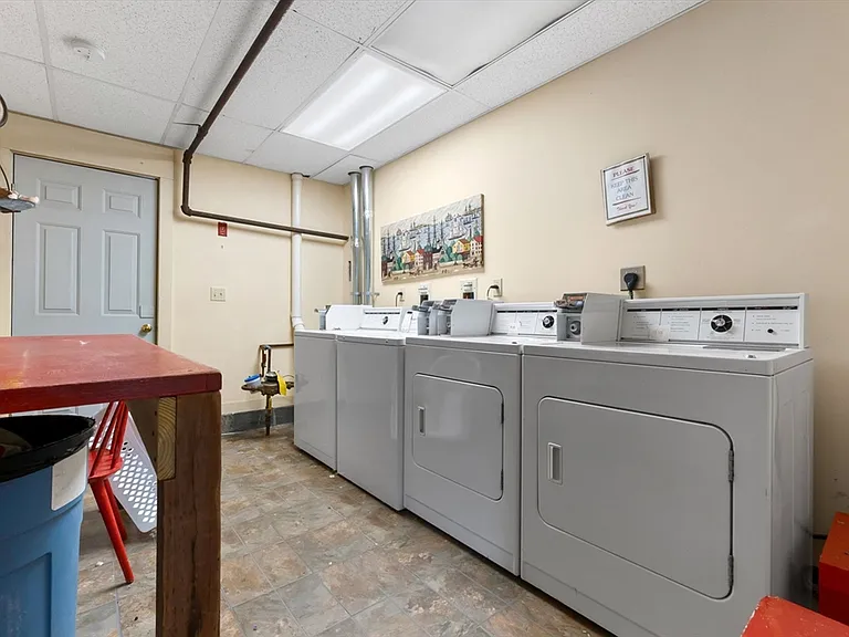 28 Poplar St #9 — Photo 19