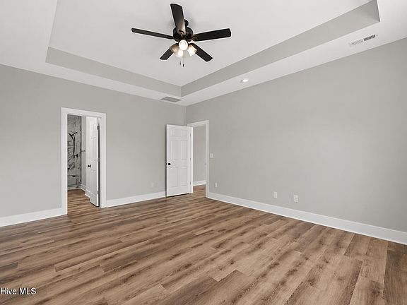5th image of 105 W Westbrook Street