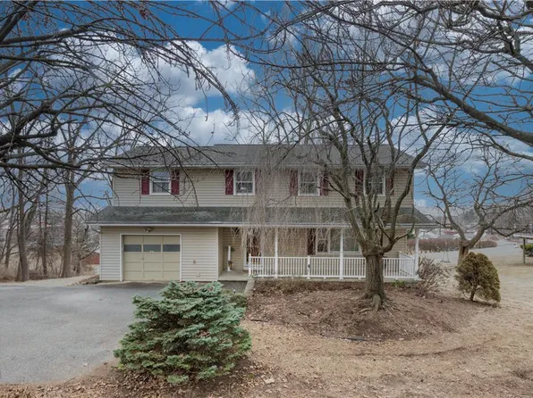 7730 Hill St, Fogelsville, PA 18051