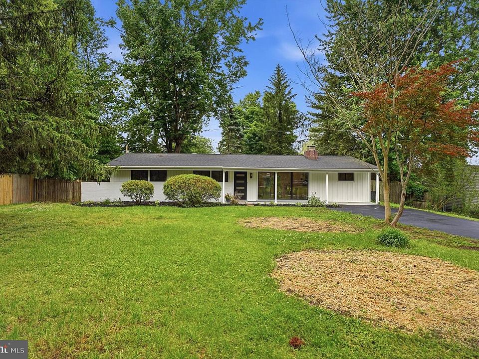 1st image of 6326 Farmar Ln