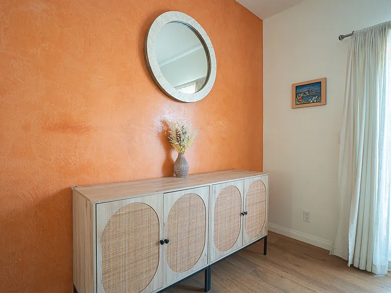 Accent wall in the dining room