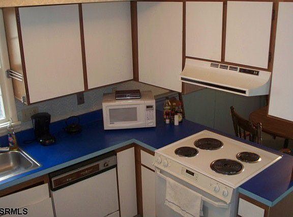 2nd image of 900 Palen Ave APT 5
